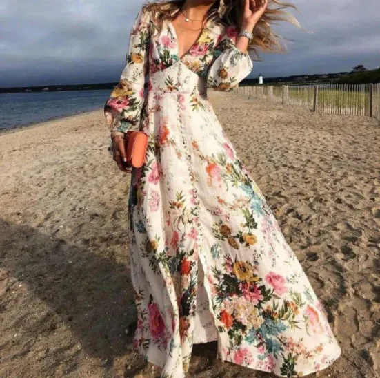 Fließendes Maxikleid mit vollem Blumendruck