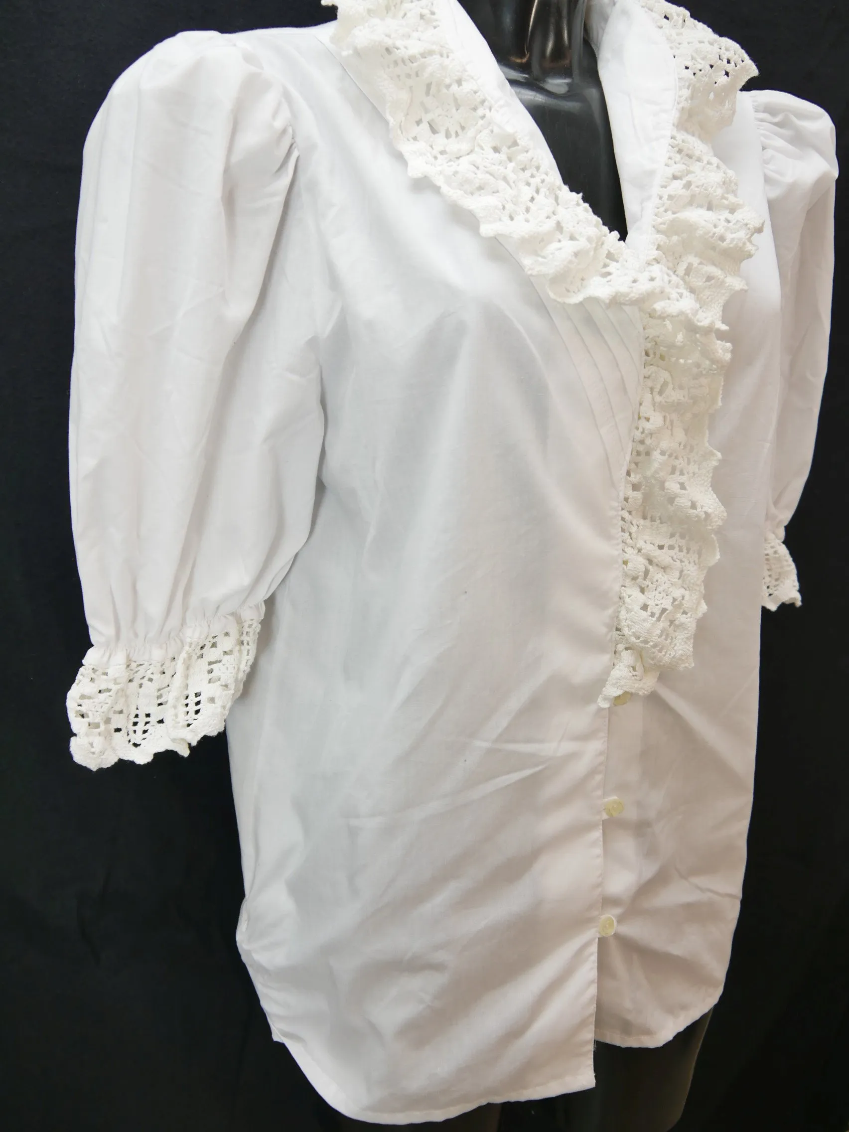 Gr.40 Trachtenbluse weiß Bluse Exclusiv Baumwollmischung mit Spitze TB7039