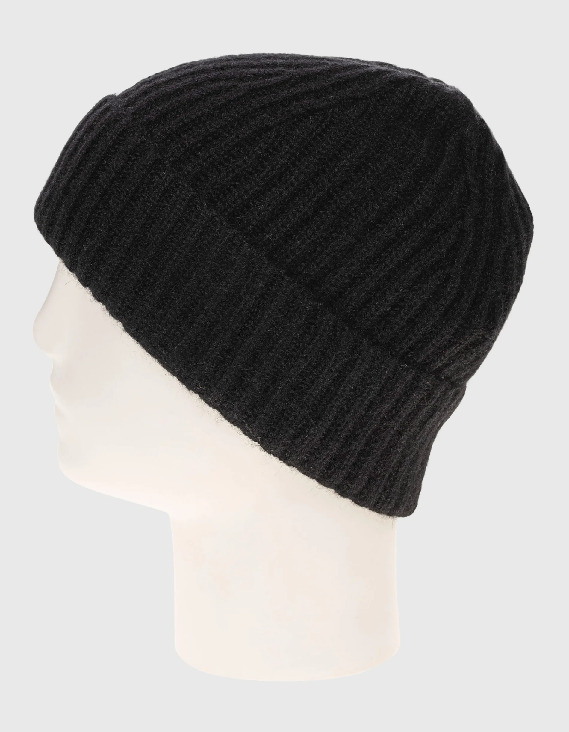 LISA YANG Martigny Black // Kaschmir Mütze