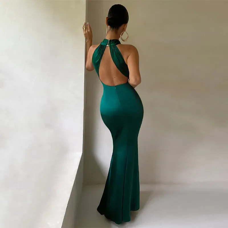 Maxikleid mit Nackenträgern und Twist-Detail