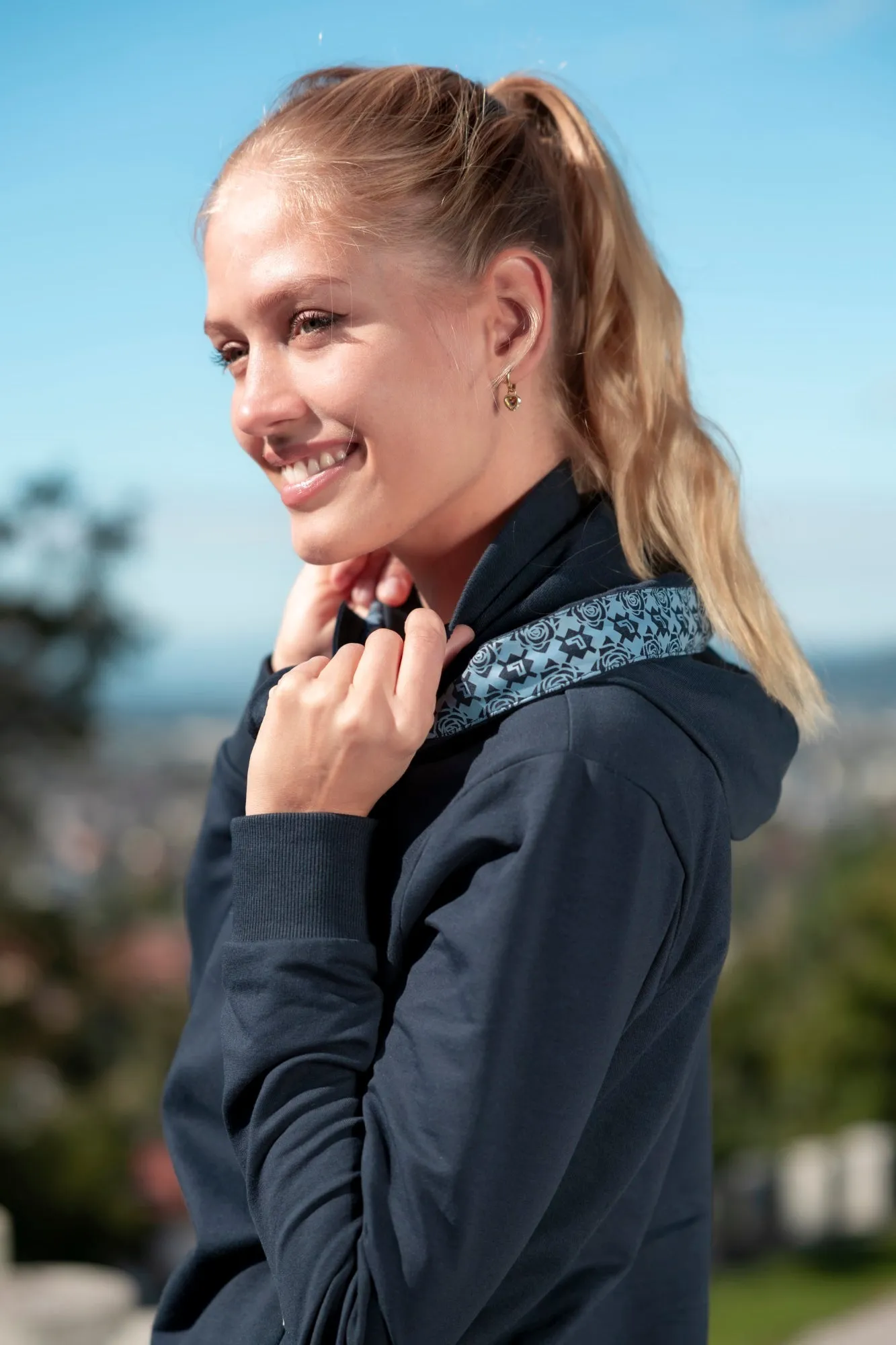 Sweatjacke Alyona